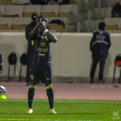 شاهد.. تعادل إيجابي في الشوط الأول بين الاتحاد ونيوم بالدوري السعودي