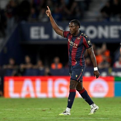 برشلونة يعثر على بديل ليفاندوفسكي والمقابل 30 مليون يورو فقط