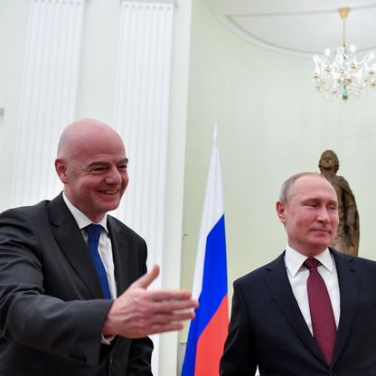 أوكرانيا تصف مطالب إنفانتينو عن روسيا بـ"الصبيانية".. والكرملين يرحب