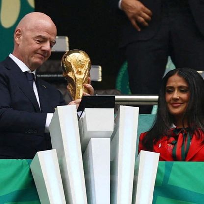 فيفا يكشف راتب رئيسه جياني إنفانتينو وجميع موظفيه