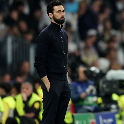 أربيلوا يمدح فينيسيوس ويقلل من خطورة إصابة أسينسيو