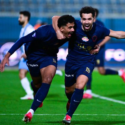 الزمالك يهزم بيراميدز لينفرد بصدارة الدوري المصري