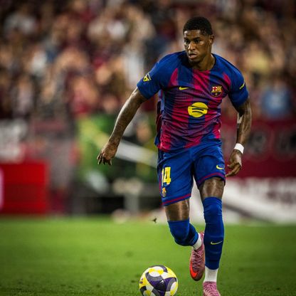 شاهد.. برشلونة يستعرض عضلاته بفوز ساحق وراشفورد يسجل لأول مرة