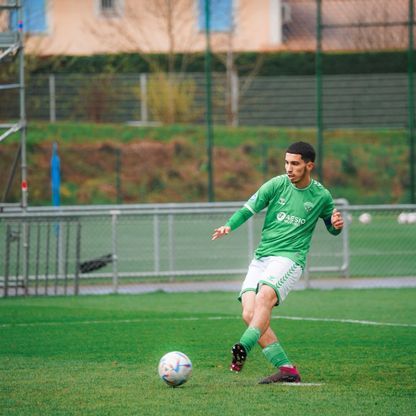 بينهم لاعب سان جيرمان.. تونس تضم 4 لاعبين من مزدوجي الجنسية