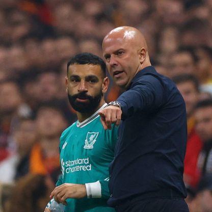 آرني سلوت: محادثتي مع محمد صلاح تحدّد مشاركته أمام برايتون