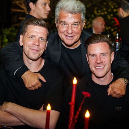 "حوار مباشر" بين تير شتيغن ولابورتا أحدث "هدنة" في برشلونة