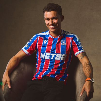 كريستال بالاس يضم جونسون من توتنهام في صفقة قياسية للنادي