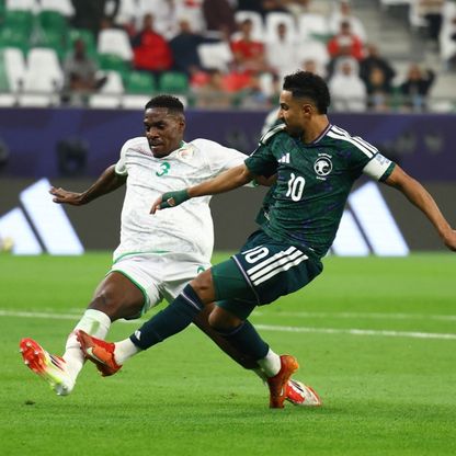 رينارد يتغنى بالقائد سالم الدوسري بعد فوز السعودية على عُمان