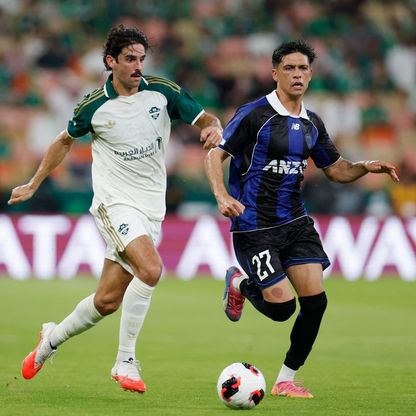 الأهلي وأوكلاند يفترقان على تعادل سلبي في الشوط الأول