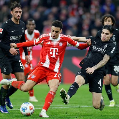 بايرن ميونيخ يعزّز صدارته للدوري الألماني بفوز ساحق على مونشنغلادباخ