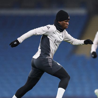 "محادثات غير رسمية" بين فينيسيوس وباريس سان جيرمان