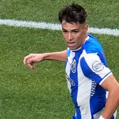 شاهد.. غابري فيغا يفقد أعصابه ويُطرد خلال لقاء ودي مع بورتو