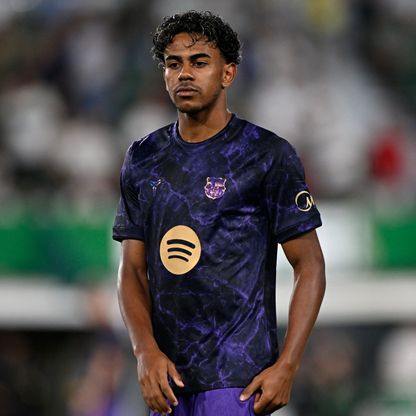 الركراكي يكشف كواليس اجتماعه مع لامين يامال لتمثيل المغرب