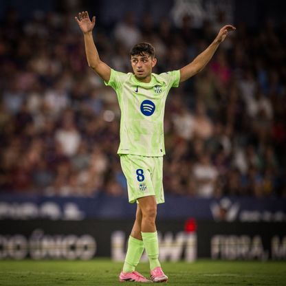 شاهد.. صاروخية بيدري تحيي برشلونة بعد صدمة ليفانتي