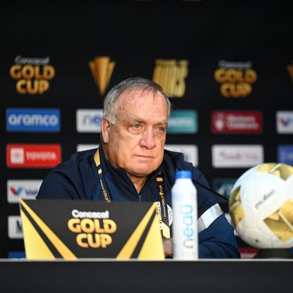 أدفوكات يستعد ليصبح أكبر المدربين سناً في تاريخ كأس العالم