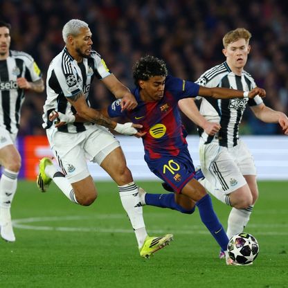 يامال يمنح برشلونة التقدم على نيوكاسل في شوط أول مثير