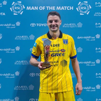 أندريه جيروتو الأفضل وياسين بونو الأسوأ في مباراة الهلال والتعاون