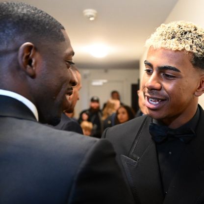 الكشف عن فارق النقاط بين ديمبيلي ولامين يامال في تصويت الكرة الذهبية