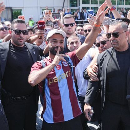 محمد صلاح: سوبوسلاي ذُهل من استقبالي في طرابزون وأتطلع لإنجاز استثنائي