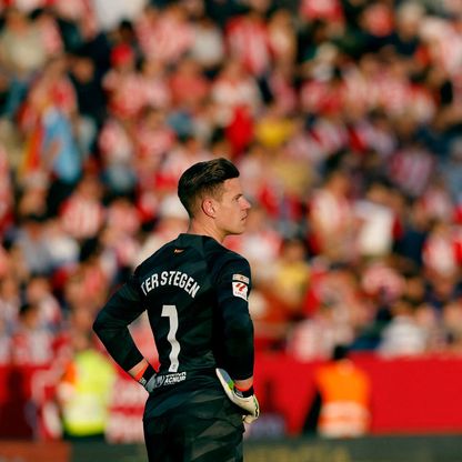 تير شتيغن ينفي توتر علاقته مع برشلونة رغم الخضوع لجراحة "دون مرافق"