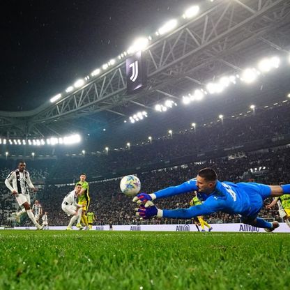 شاهد.. ساسولو يحرج يوفنتوس رغم أزمة "السعال الديكي"