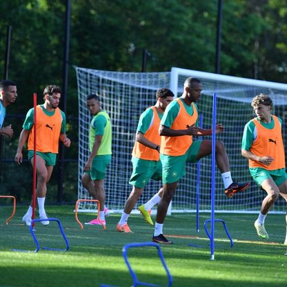 الجزائر تقدم "هدية تاريخية" لمنتخب المغرب