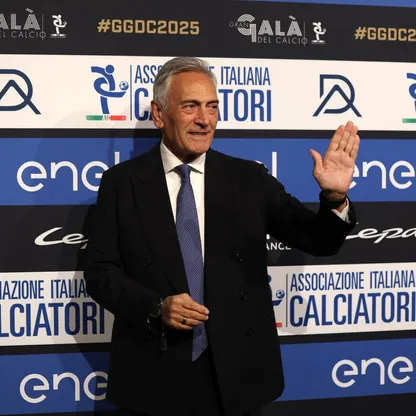 رئيس الاتحاد الإيطالي لكرة القدم غابرييلي غرافينا خلال حفل توزيع جوائز رابطة لاعبي كرة القدم الإيطاليين - 1 ديسمبر 2025