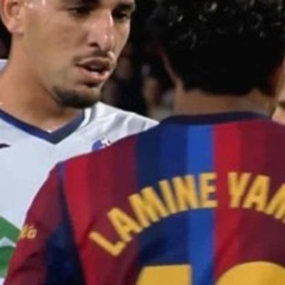 عبقار يطارد لامين يامال أمام الكاميرات: أنت تُريد اللعب للمغرب