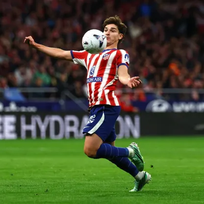 خوليان ألفاريز مهاجم أتلتيكو مدريد خلال مواجهة ديبورتيفو لاكورونيا بالدوري الإسباني - 24 أكتوبر 2026