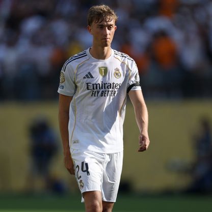 "شيء لا يمكن تخيله".. هويسن يتحدث عن بداياته مع ريال مدريد