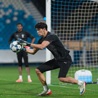 المغربي ياسين بونو أفضل حارس في إفريقيا