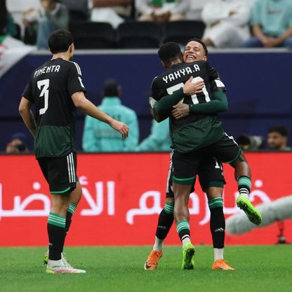 الإمارات تُقصي الجزائر بعد لقاء ماراثوني وتواجه المغرب بكأس العرب
