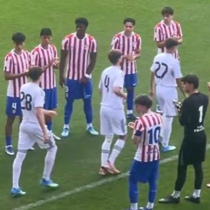 شاهد.. صغار أتلتيكو يحرجون ريال مدريد بـ"ممر شرفي" قبل الكلاسيكو