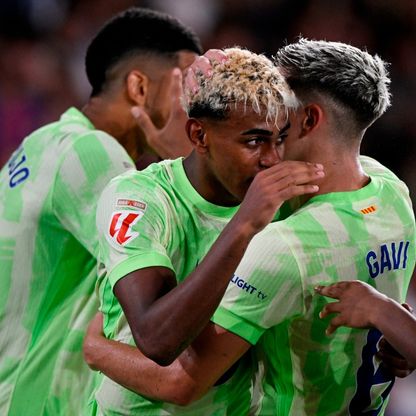 ريمونتادا.. برشلونة يعوض تأخره بهدفين ويفوز في ليفانتي بأعجوبة