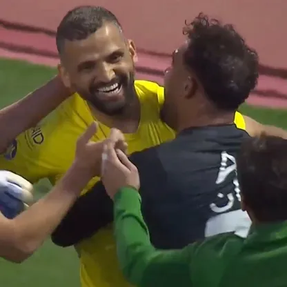 حارس مرمى الطائي عبدالرحمن دغريري بعد تسجيل هدف التعادل أمام الرائد في دوري يلو السعودي - 8 فبراير 2026