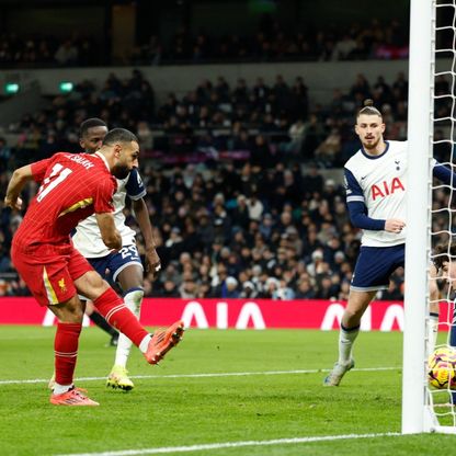 تشكيلة ليفربول المتوقعة ضد توتنهام.. محمد صلاح بديلاً أمام ضحيته المفضلة؟