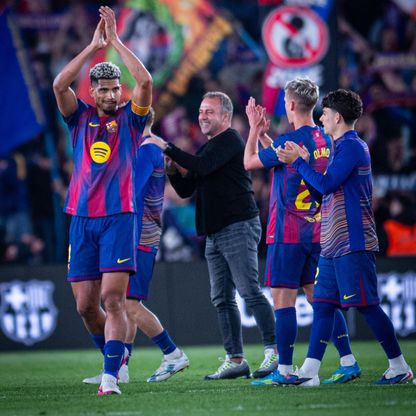 هل يستمر مع برشلونة؟ فليك يرد بصراحة ويكشف خطته حتى الاعتزال