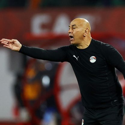 حسام حسن: اللعب بخمسة مدافعين؟ كل الفرق تقلّد مصر