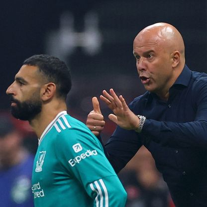 سلوت يحدّد أسباباً تكتيكية لتراجع أداء صلاح مع ليفربول