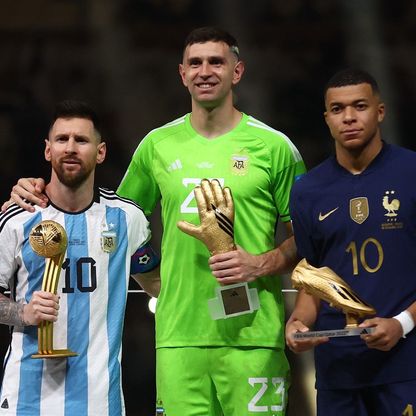 التتويج بكأس العالم للمنتخبات والأندية.. 26 لاعباً على موعد مع المجد