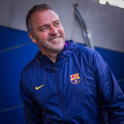 عودة إريك غارسيا واستمرار ليفاندوفسكي أساسياً بتشكيلة برشلونة ضد نيوكاسل