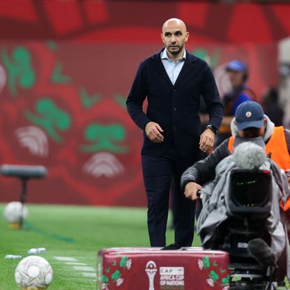 الركراكي يساند التحكيم الإفريقي رغم "دهس الزلزولي" وضرب الصيباري"