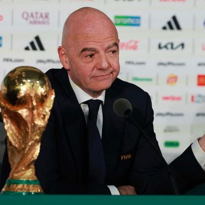 الاتحاد الاسكتلندي يسحب دعمه لرئيس "فيفا" جياني إنفانتينو