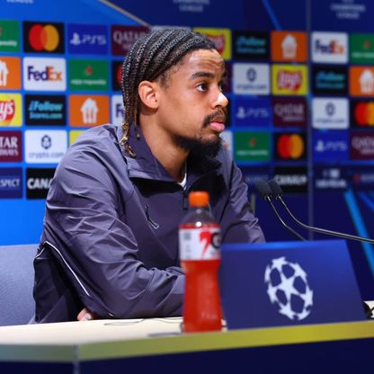 باركولا يثق في عودة قوية لباريس ضد تشيلسي ويثير الغموض حول مستقبله