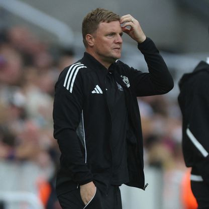 إيدي هاو: الروح المعنوية في نيوكاسل تأثرت بملف ألكسندر إيزاك