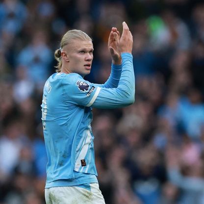 هالاند مهاجم سيتي يتخطى دروغبا وروني بعد التهام مانشستر يونايتد