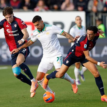 شاهد.. كالياري يكبّد روما خسارة خامسة ويبعده عن قمة الدوري الإيطالي