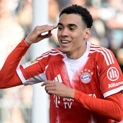 جمال موسيالا يعود إلى تدريبات بايرن ميونيخ