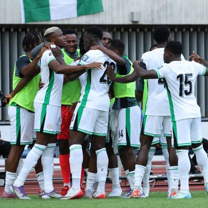 لاعبو نيجيريا ينهون مشكلة المكافآت قبل ملحق تصفيات كأس العالم