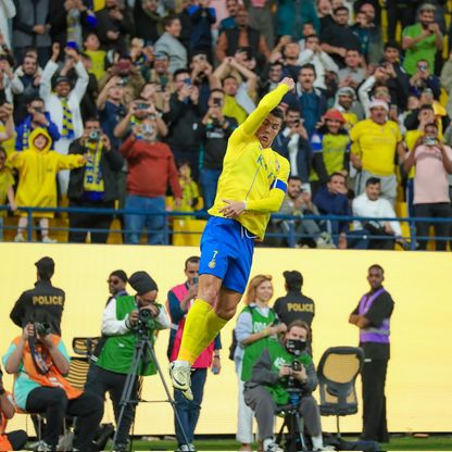 شاهد.. رونالدو وأوتافيو يهديان النصر فوزاً صعباً على الفتح